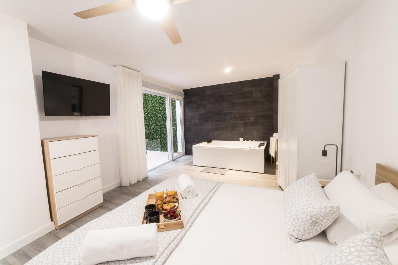 Moonkey - Apartamento Mediterraneo Con Jacuzzi Y Luz Natural Alicante Bagian luar foto